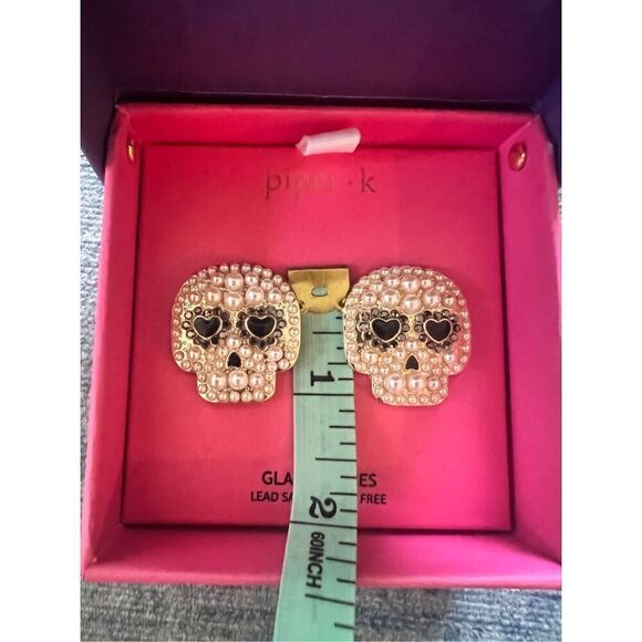 NIB! Piper K Sugar Skull Faux Pearl Glass Rhinestone Earrings - Picture 5 of 5